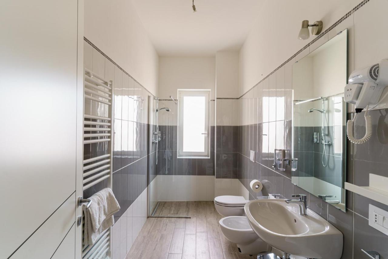 Le Marine Rooms บิสเชลเย ภายนอก รูปภาพ